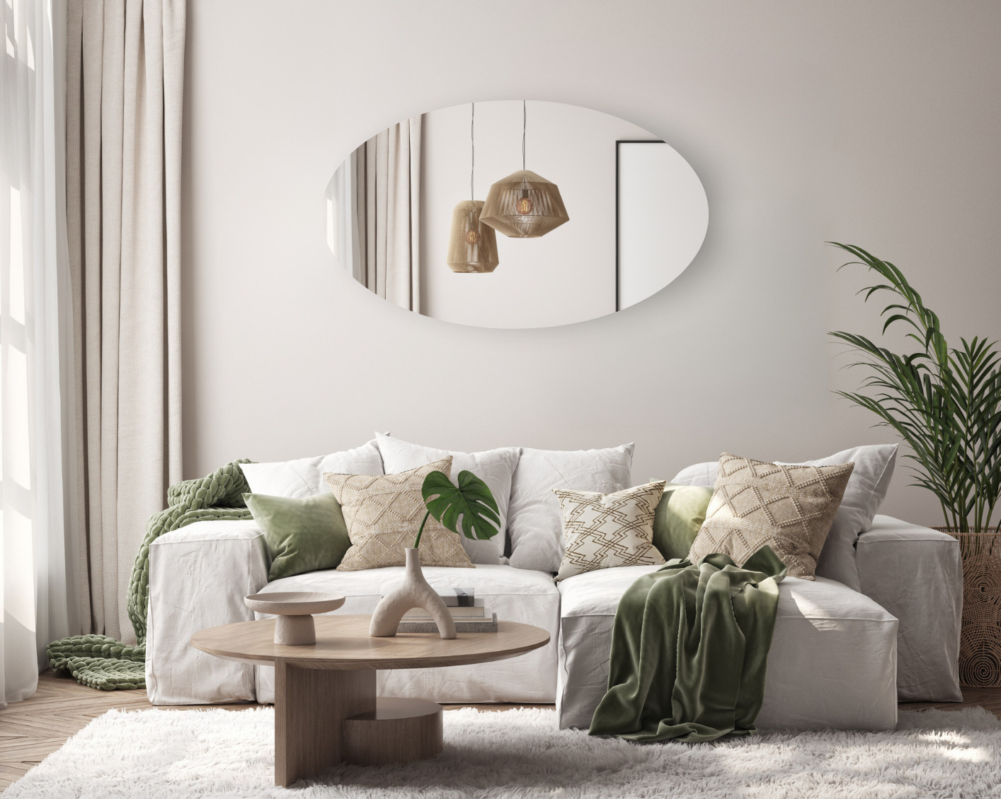 Ovale spiegel in de woonkamer - verzilverd
